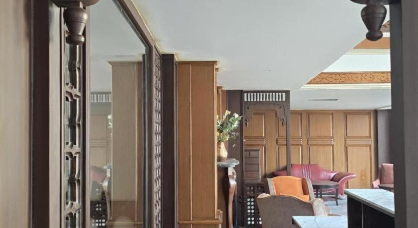 Hotel Club Denovo à Butwal Extérieur photo