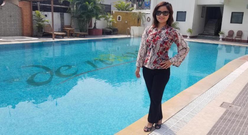 Hotel Club Denovo à Butwal Extérieur photo